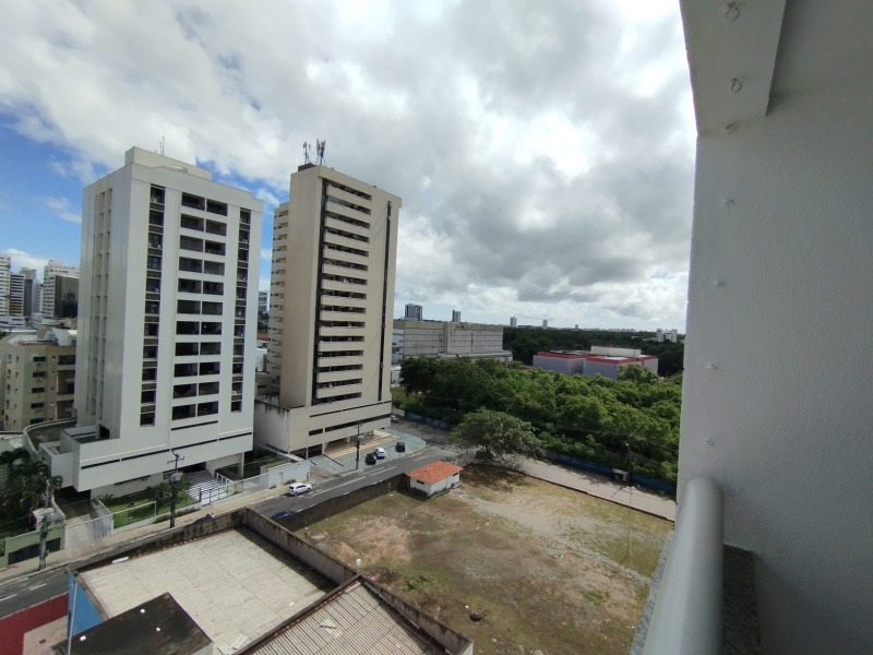 Apartamento para alugar com 2 quartos, 78m² - Foto 12