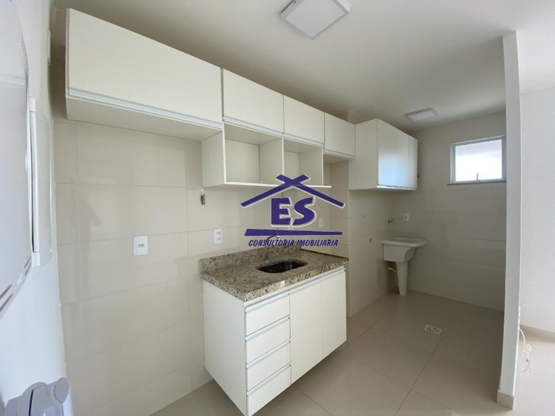 Apartamento à venda com 2 quartos, 60m² - Foto 2