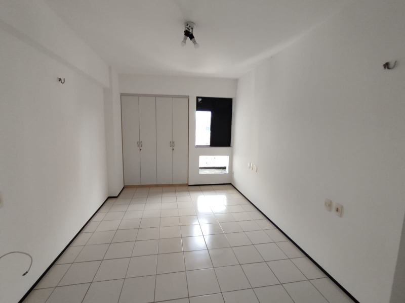 Apartamento para alugar com 2 quartos, 78m² - Foto 4