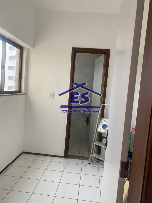 Apartamento para alugar com 3 quartos, 110m² - Foto 6