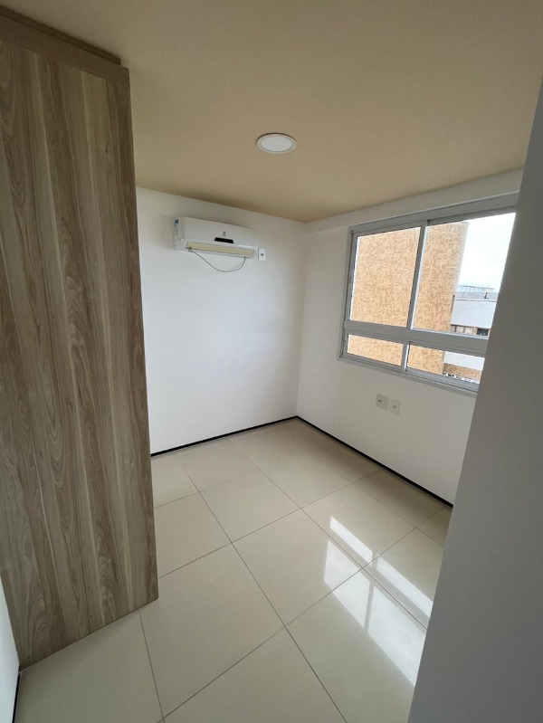 Apartamento para alugar com 2 quartos, 76m² - Foto 8