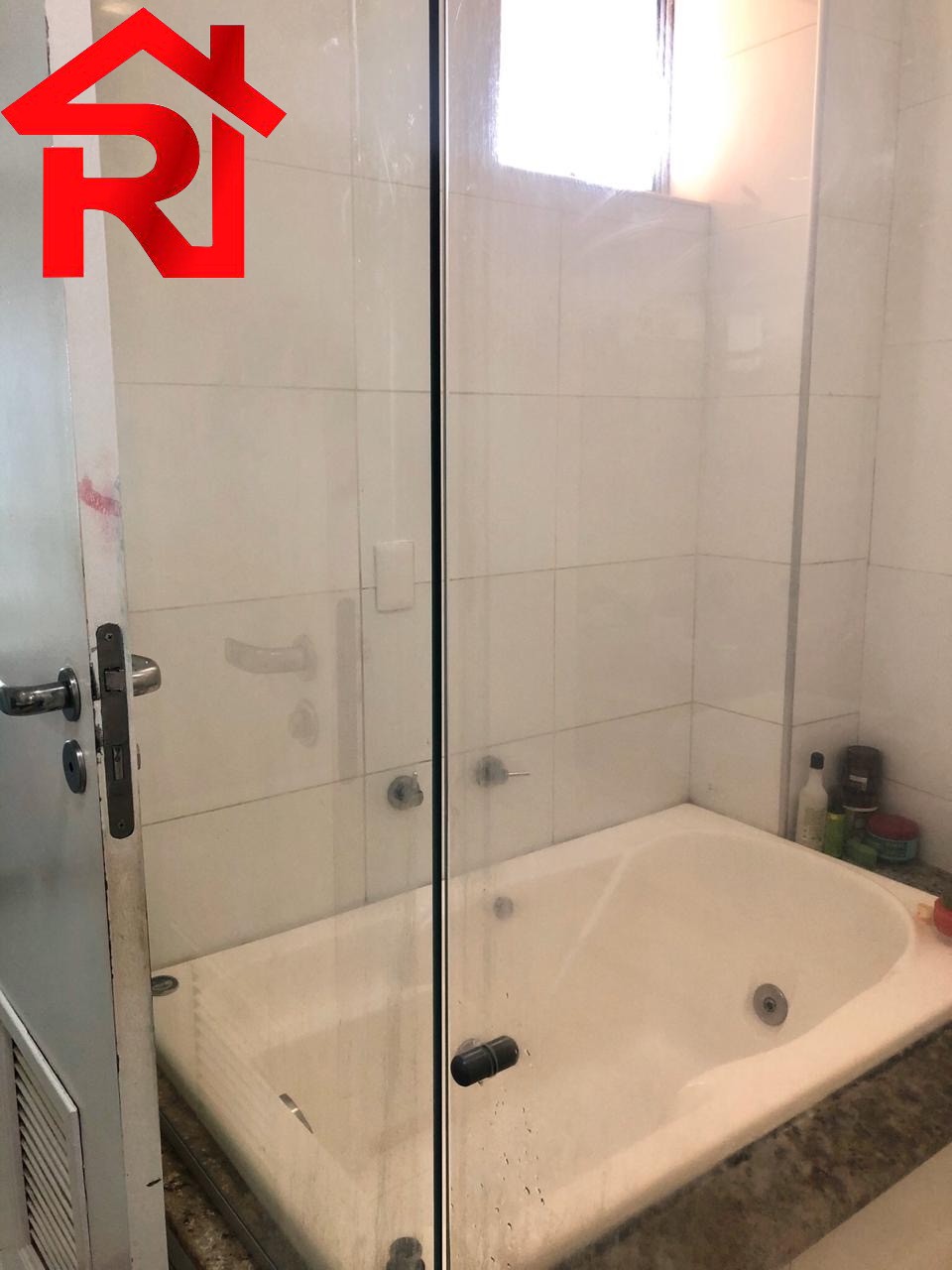 Apartamento à venda e aluguel com 4 quartos, 200m² - Foto 19