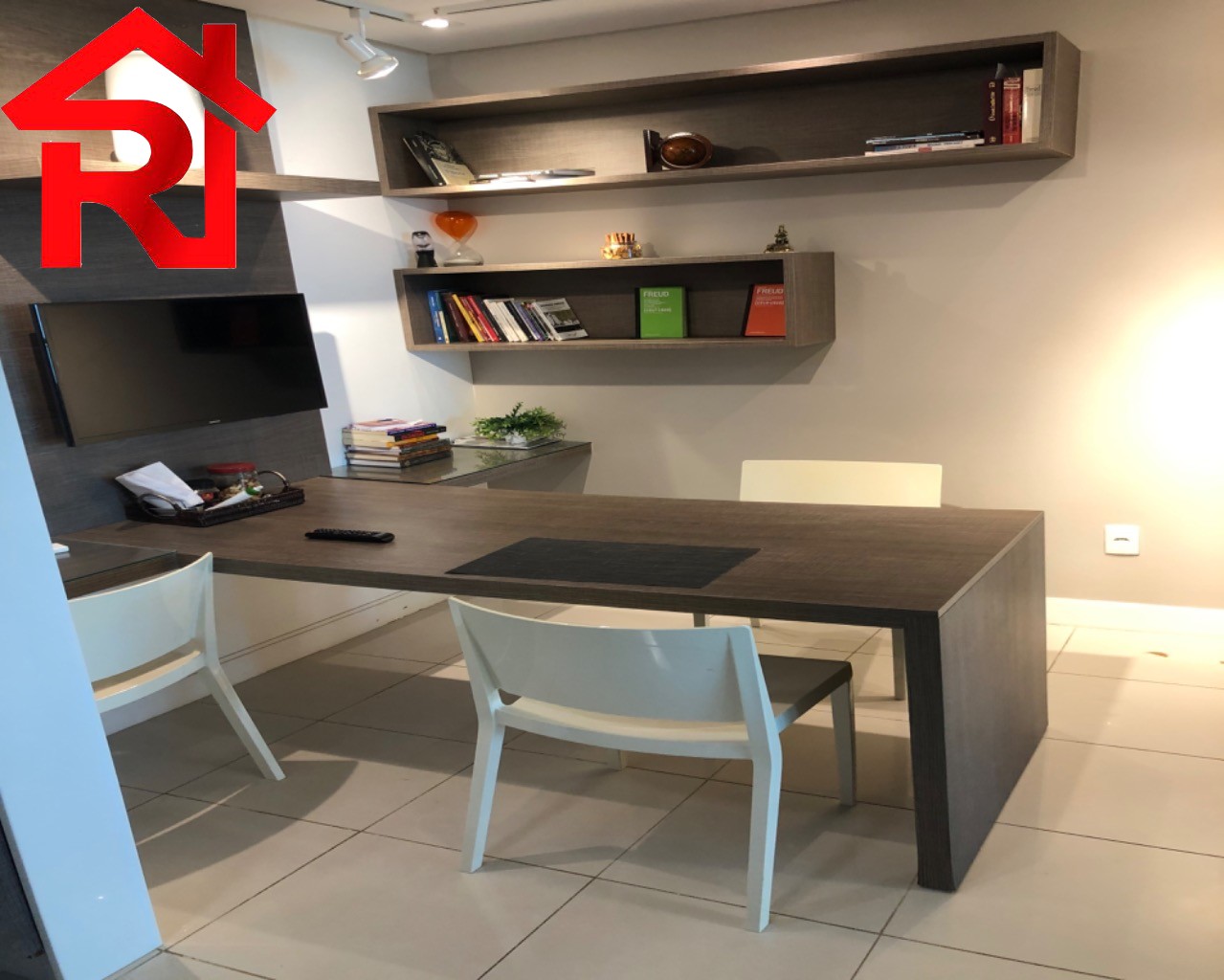 Apartamento à venda com 3 quartos, 198m² - Foto 5