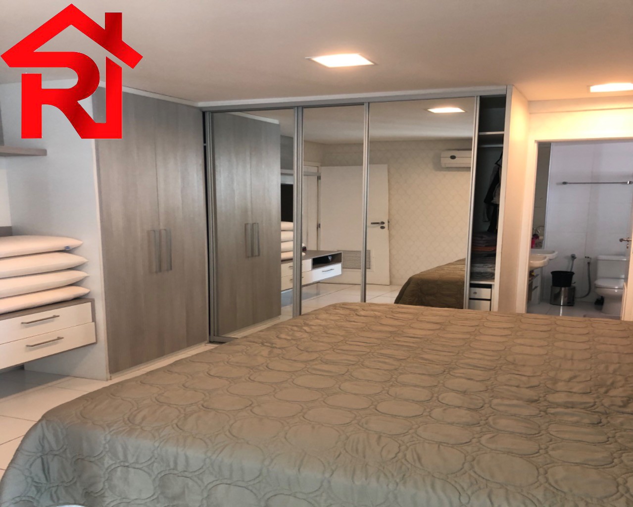 Apartamento à venda com 3 quartos, 198m² - Foto 14