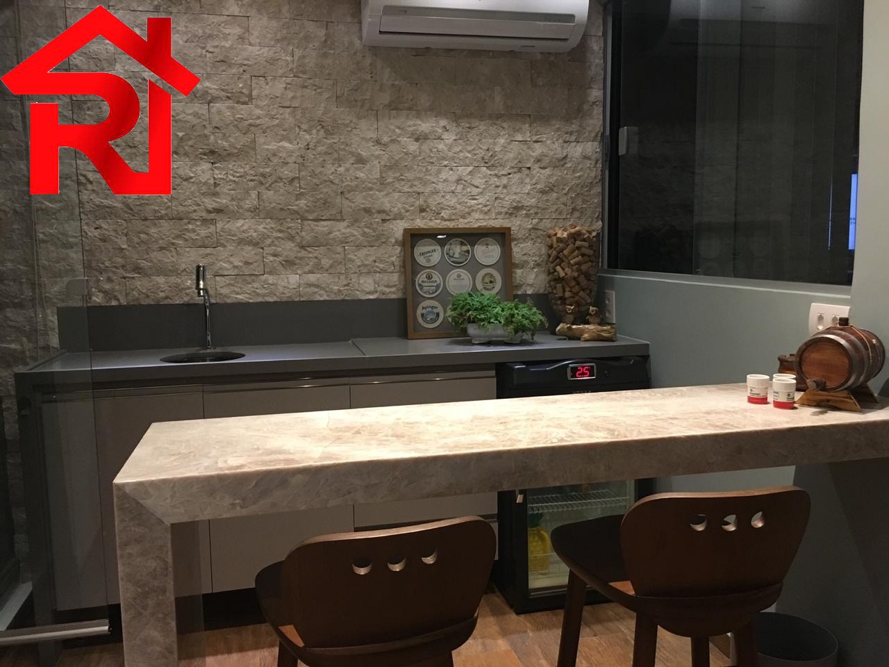 Apartamento à venda com 3 quartos, 144m² - Foto 8