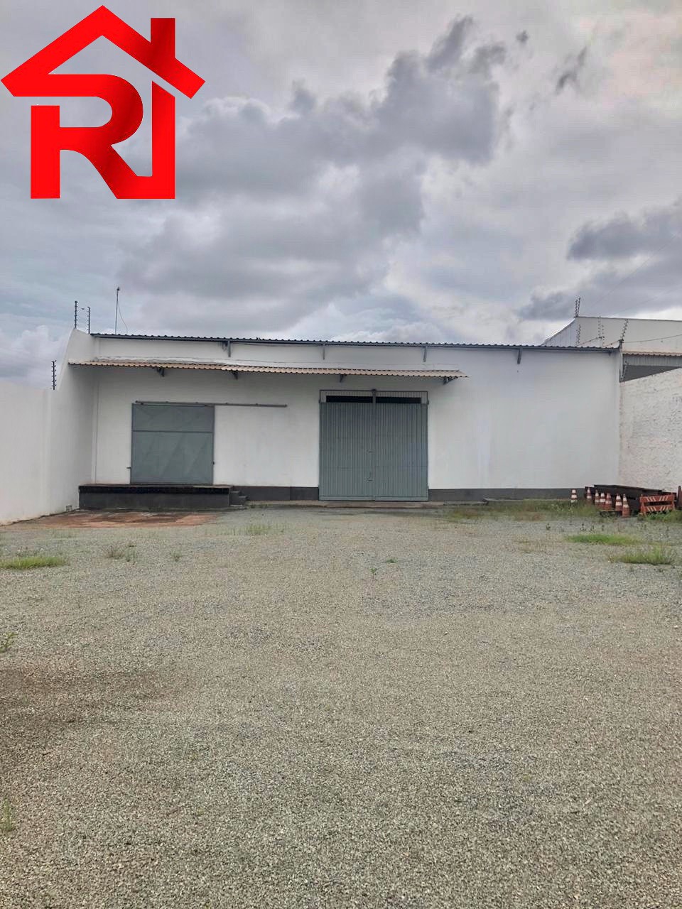 Depósito-Galpão-Armazém para alugar, 2300m² - Foto 2