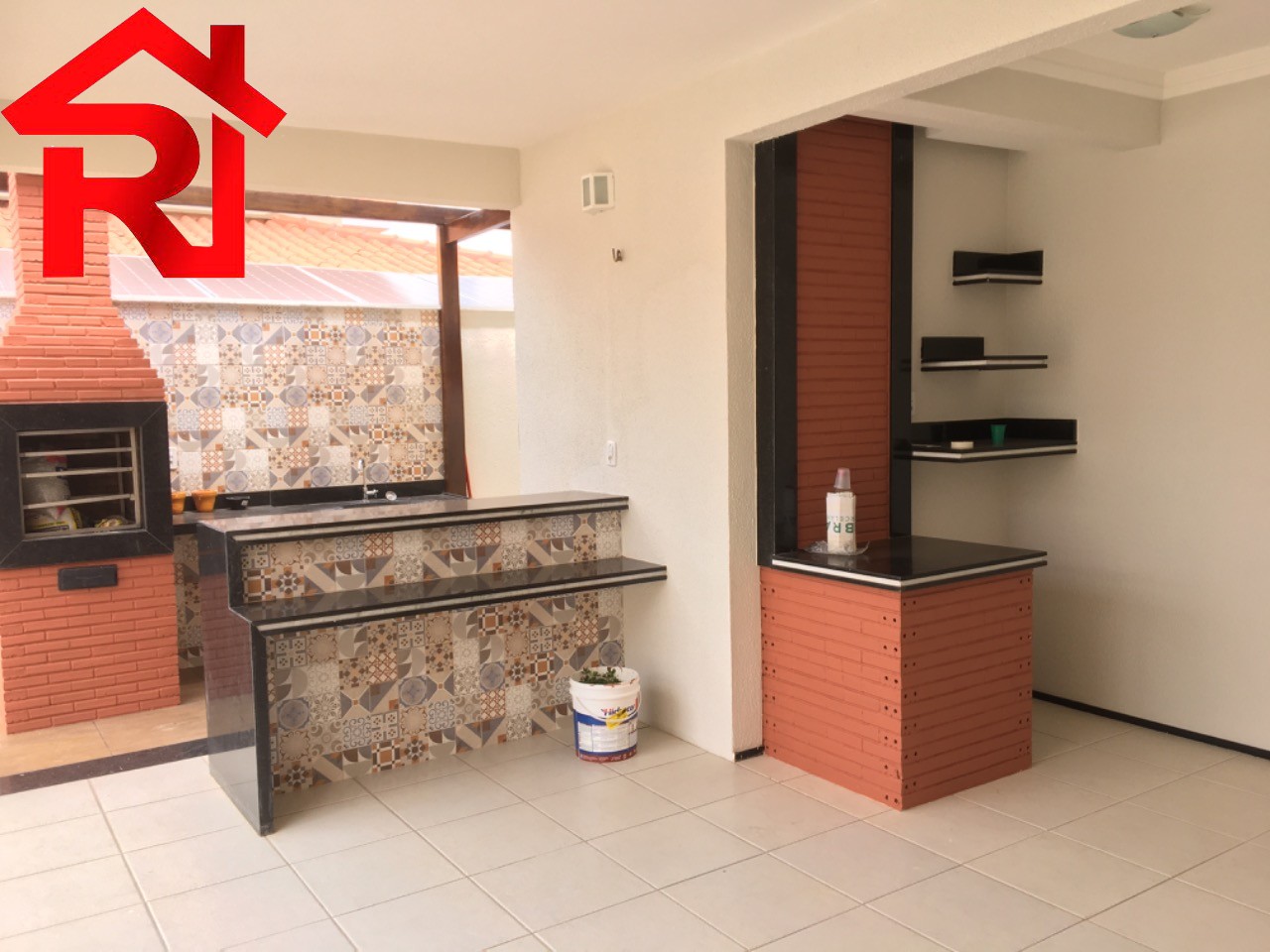 Casa à venda com 4 quartos, 350m² - Foto 14