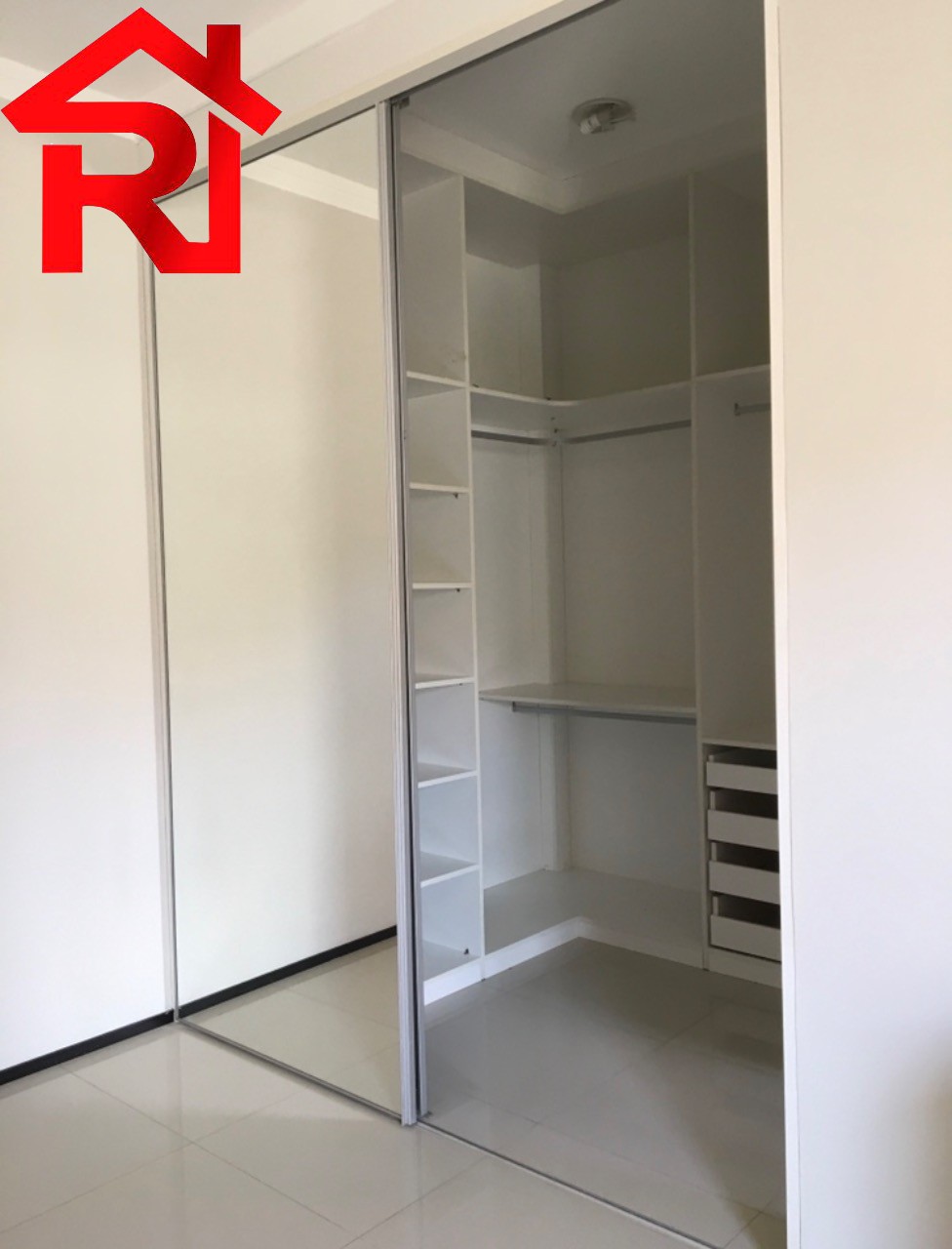 Casa à venda com 4 quartos, 350m² - Foto 19