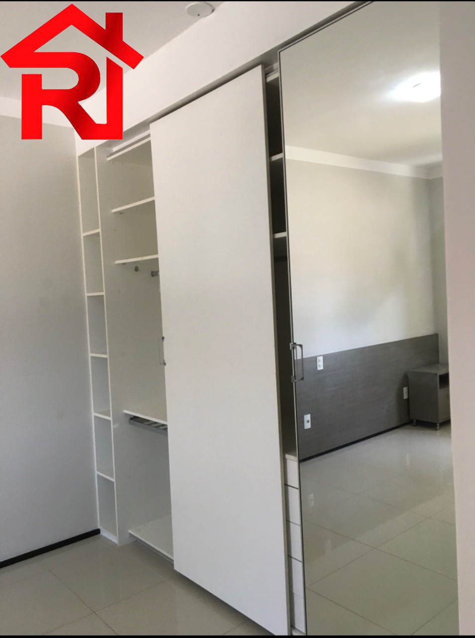 Casa à venda com 4 quartos, 350m² - Foto 25