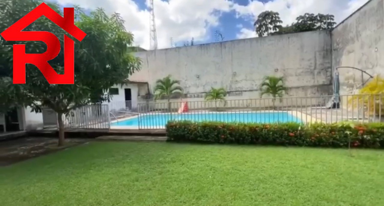 Casa à venda com 6 quartos, 800m² - Foto 13