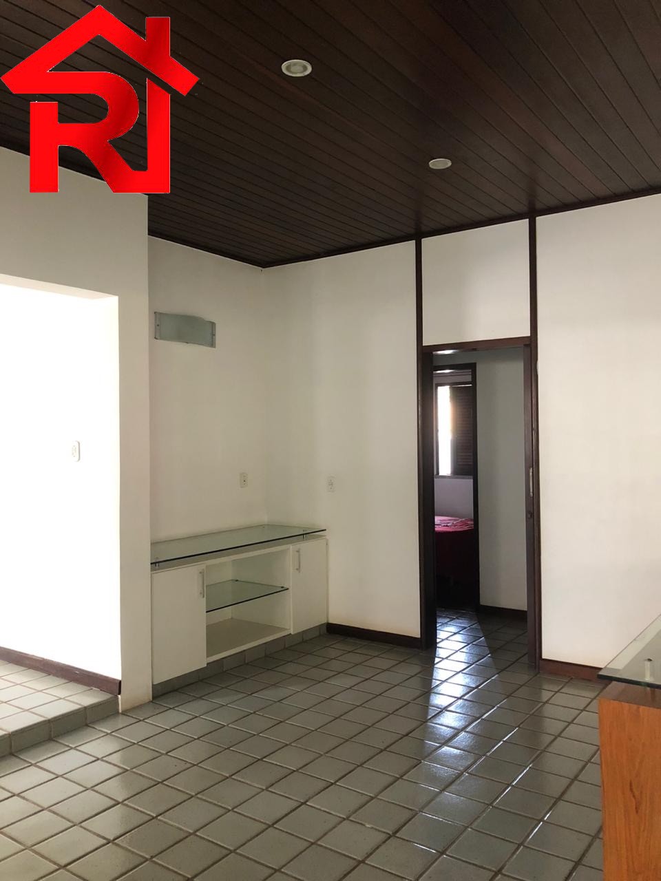 Casa para alugar com 4 quartos, 900m² - Foto 5