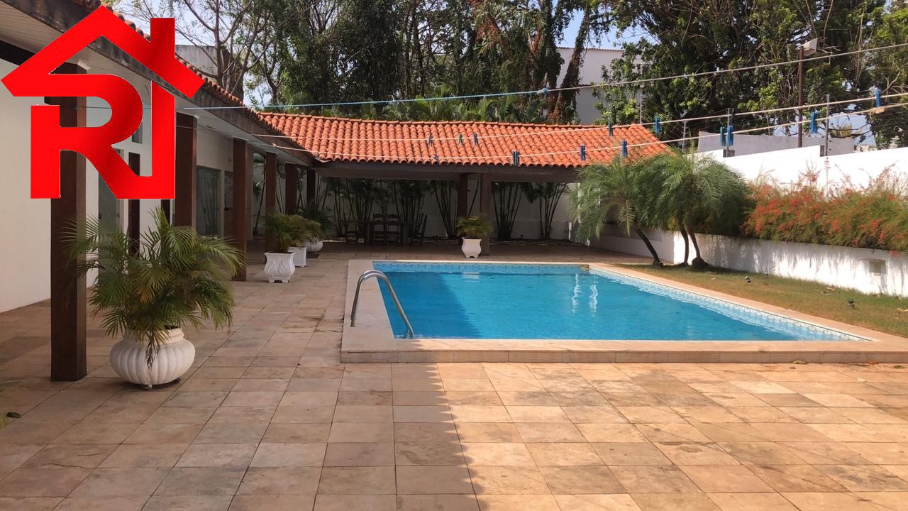 Casa para alugar com 4 quartos, 900m² - Foto 13