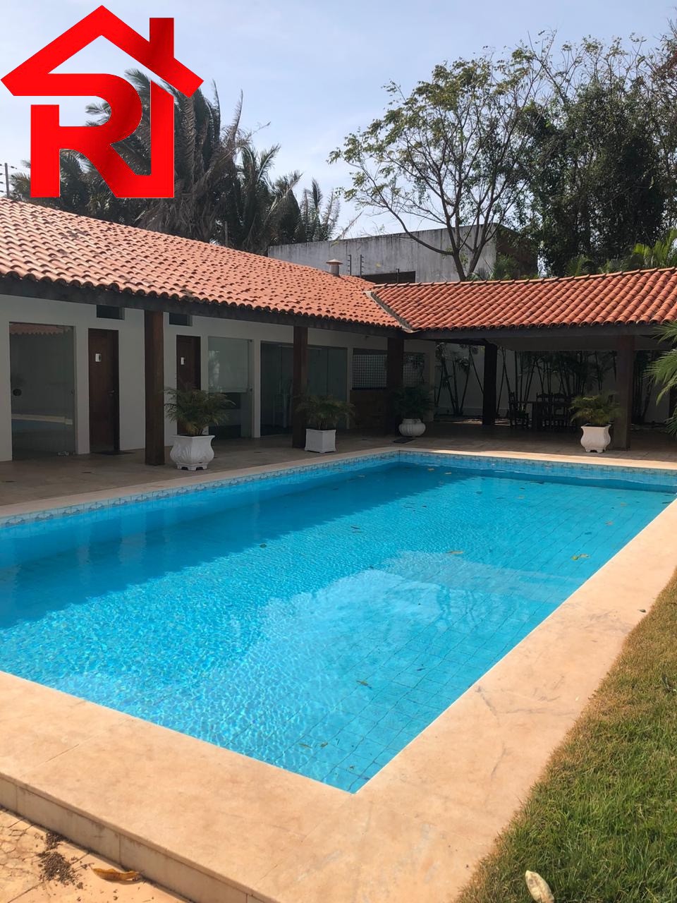 Casa para alugar com 4 quartos, 900m² - Foto 16