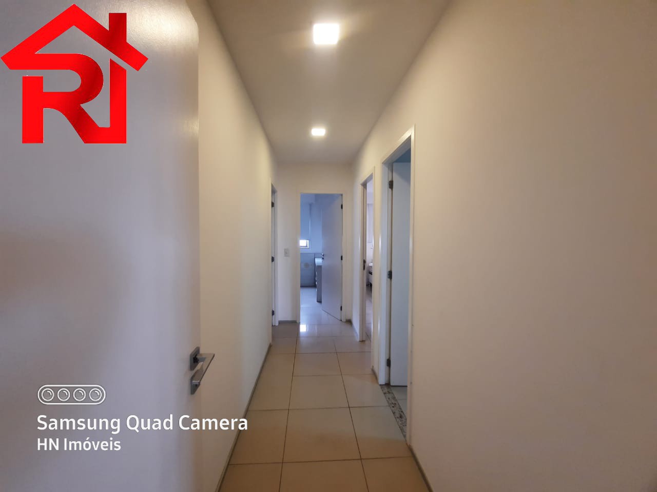 Apartamento à venda com 4 quartos, 200m² - Foto 6