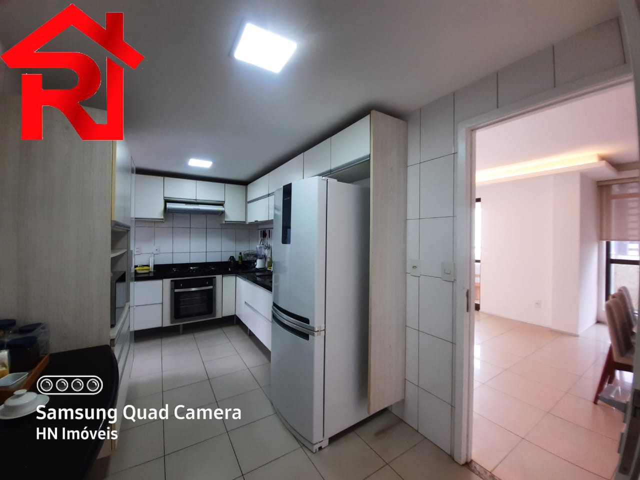 Apartamento à venda com 4 quartos, 200m² - Foto 11