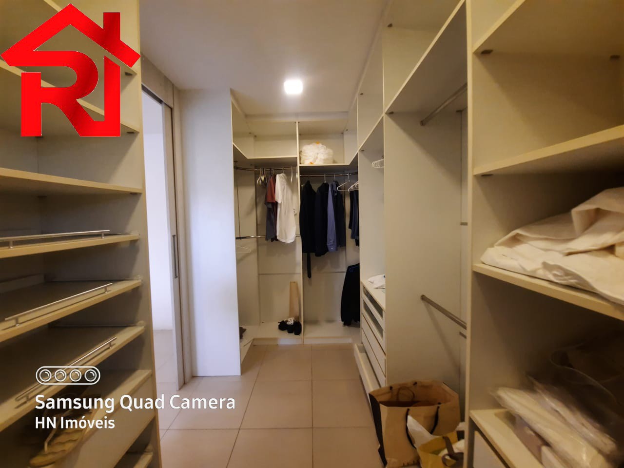 Apartamento à venda com 4 quartos, 200m² - Foto 13