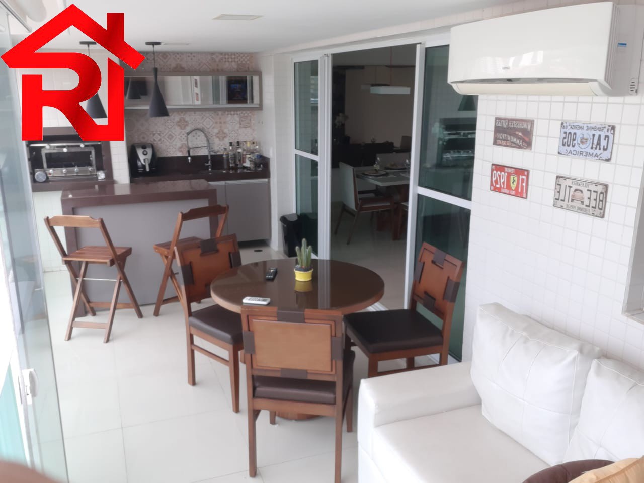 Apartamento à venda com 3 quartos, 142m² - Foto 1