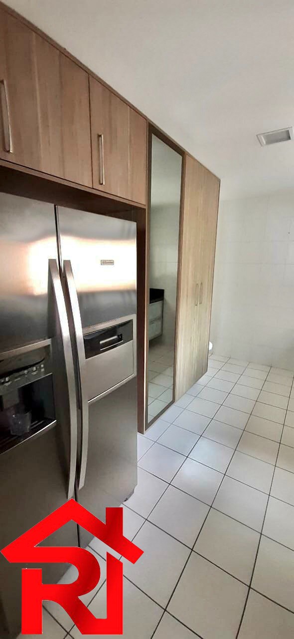 Apartamento à venda com 3 quartos, 187m² - Foto 8