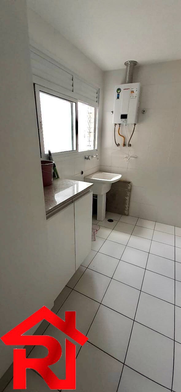 Apartamento à venda com 3 quartos, 187m² - Foto 9