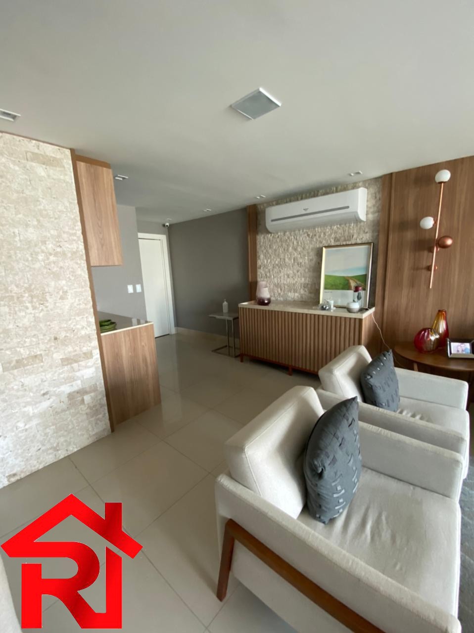 Apartamento à venda com 4 quartos, 178m² - Foto 2