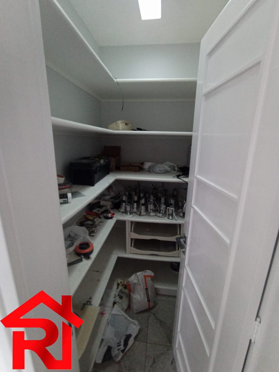 Apartamento à venda com 4 quartos, 300m² - Foto 17