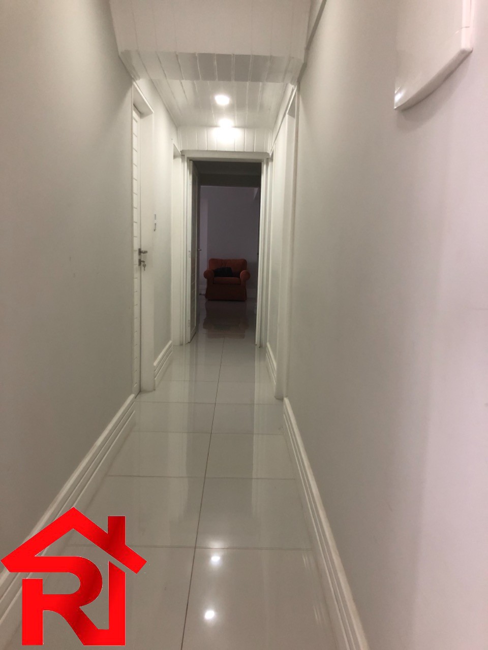 Apartamento à venda com 3 quartos, 300m² - Foto 8