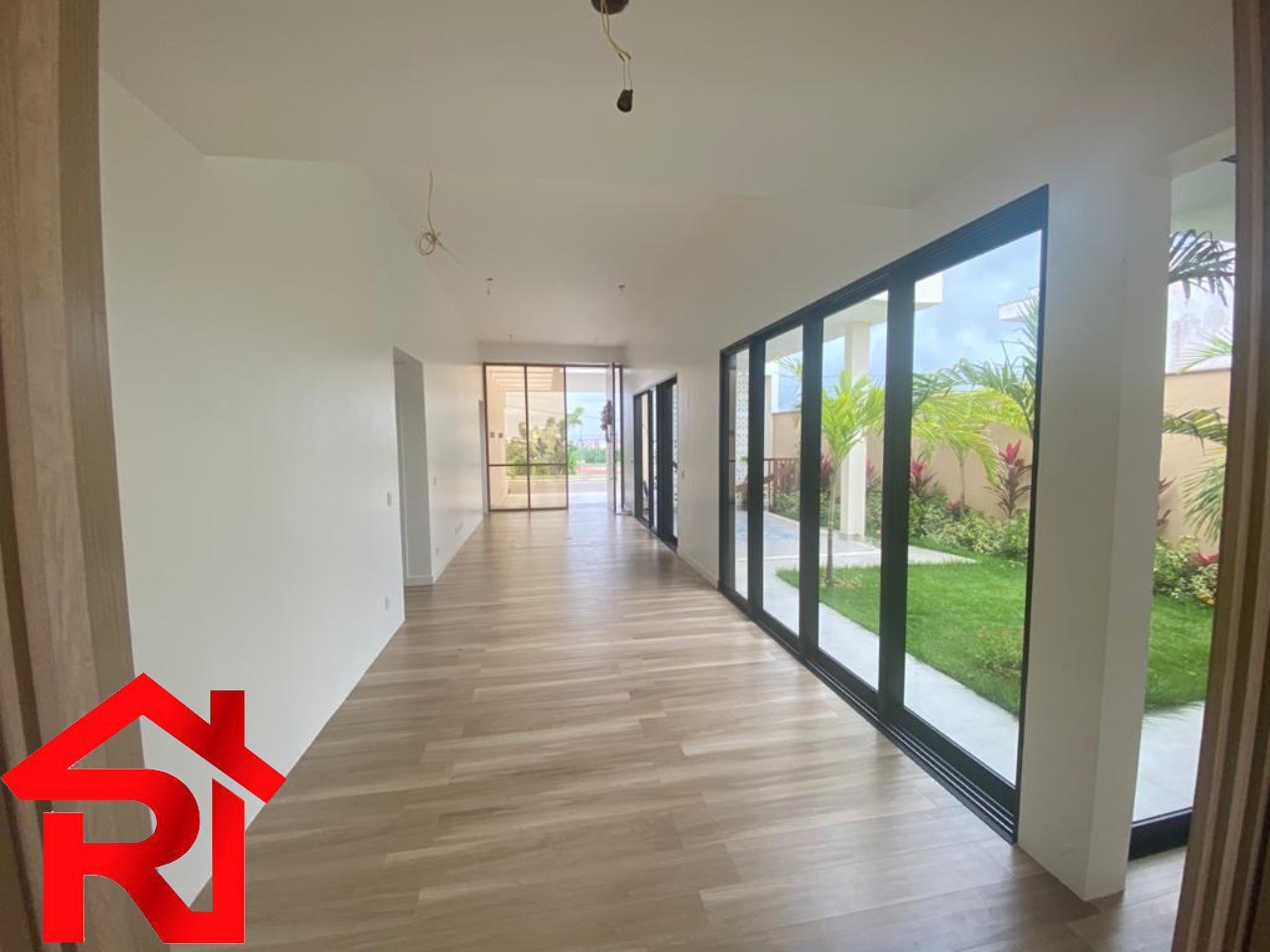 Casa à venda com 3 quartos, 404m² - Foto 9