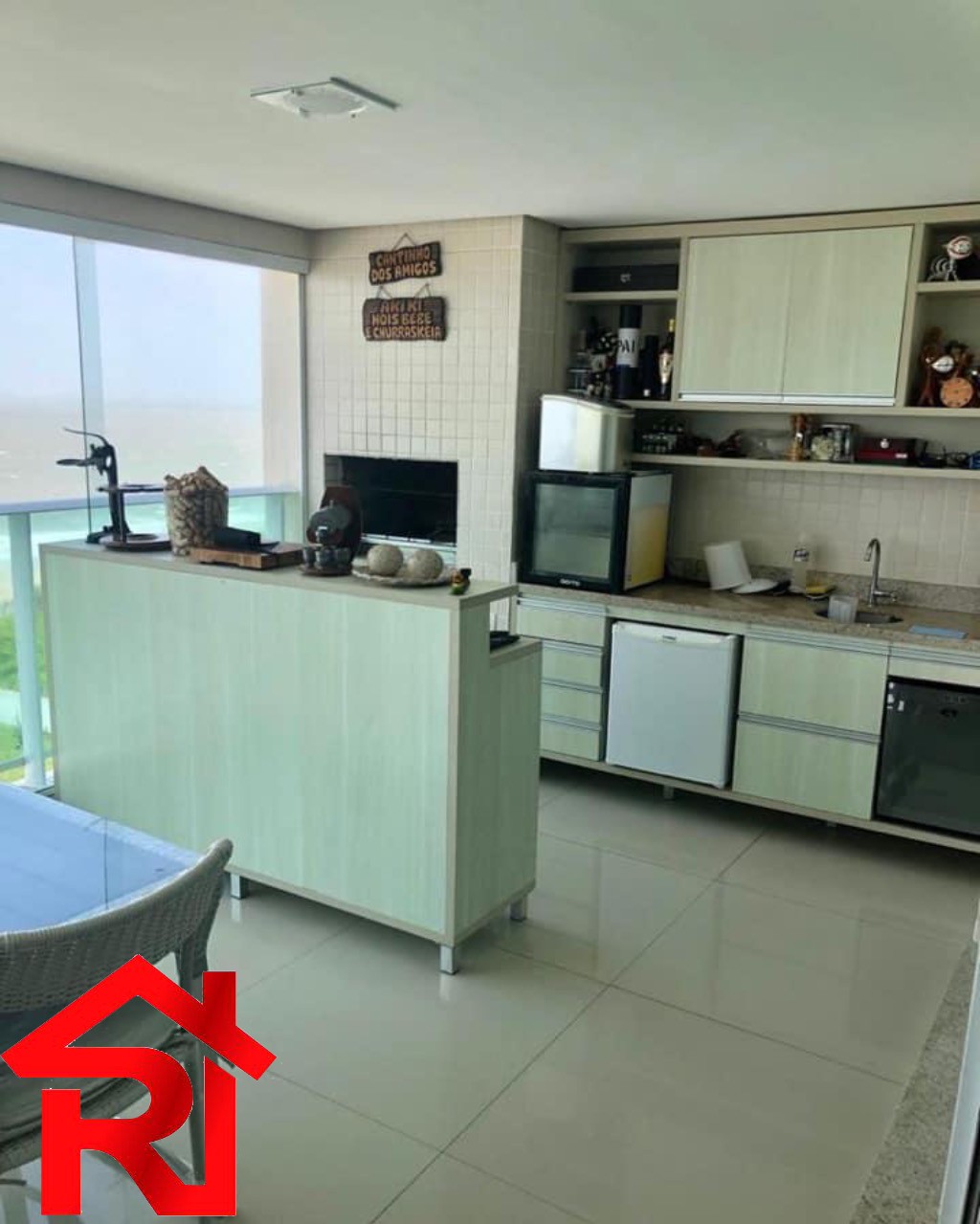 Apartamento à venda com 4 quartos, 187m² - Foto 3