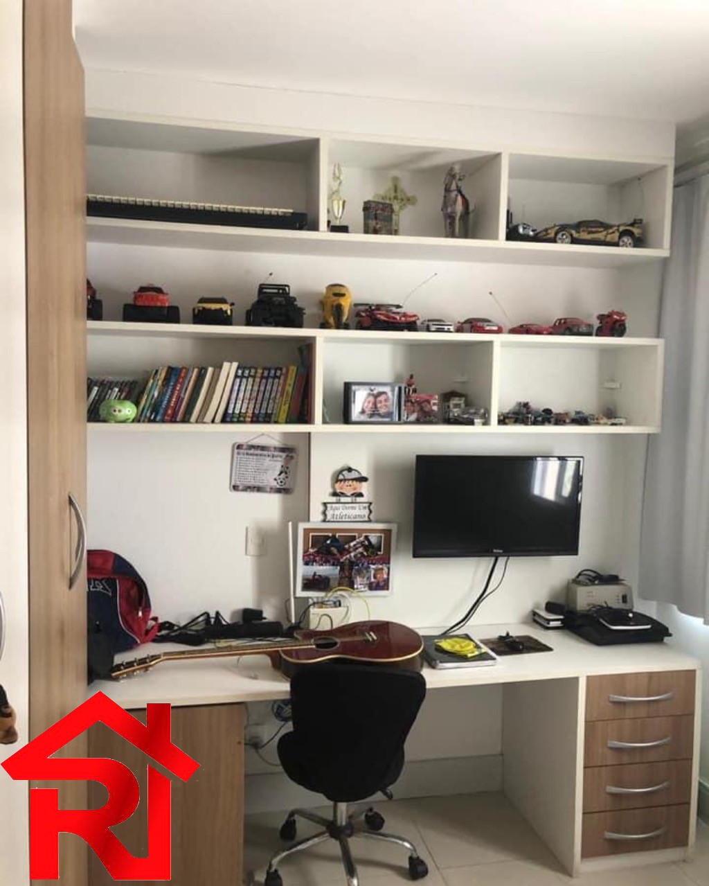 Apartamento à venda com 4 quartos, 187m² - Foto 4