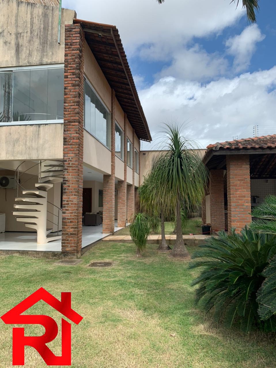 Casa à venda e aluguel com 6 quartos, 2300m² - Foto 21