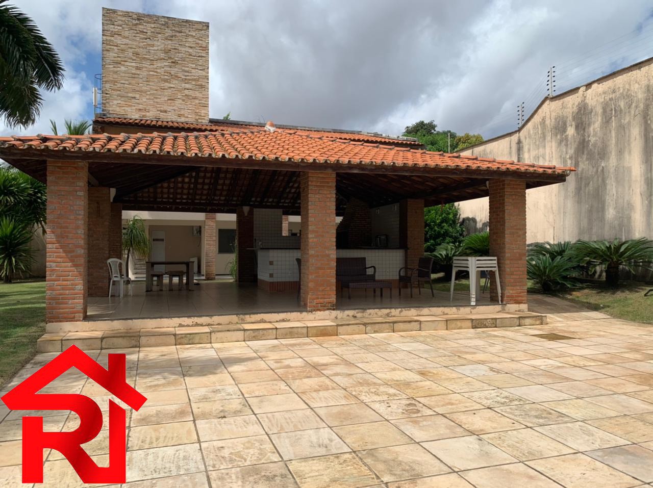 Casa à venda e aluguel com 6 quartos, 2300m² - Foto 25