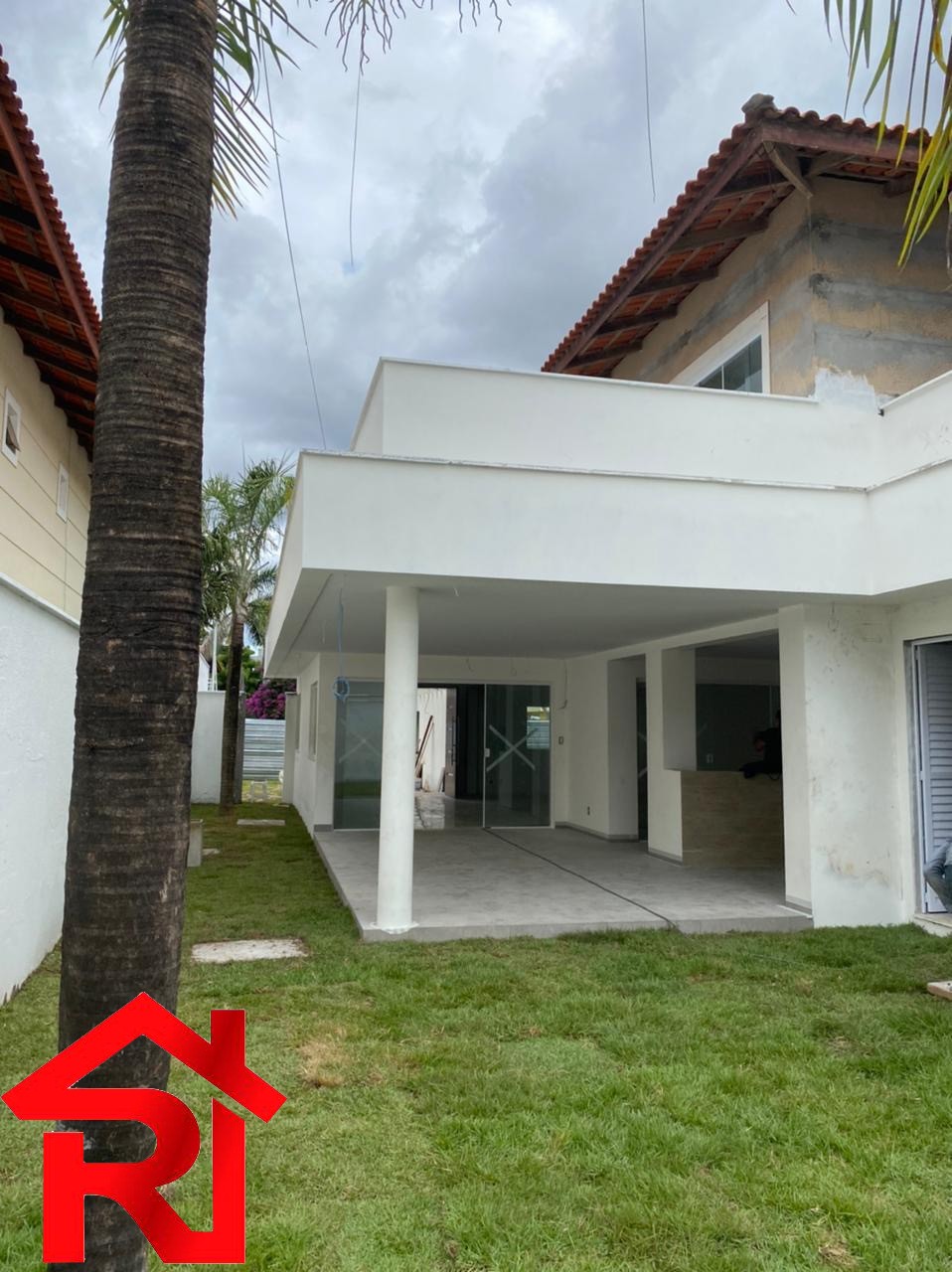 Casa à venda com 5 quartos, 394m² - Foto 1