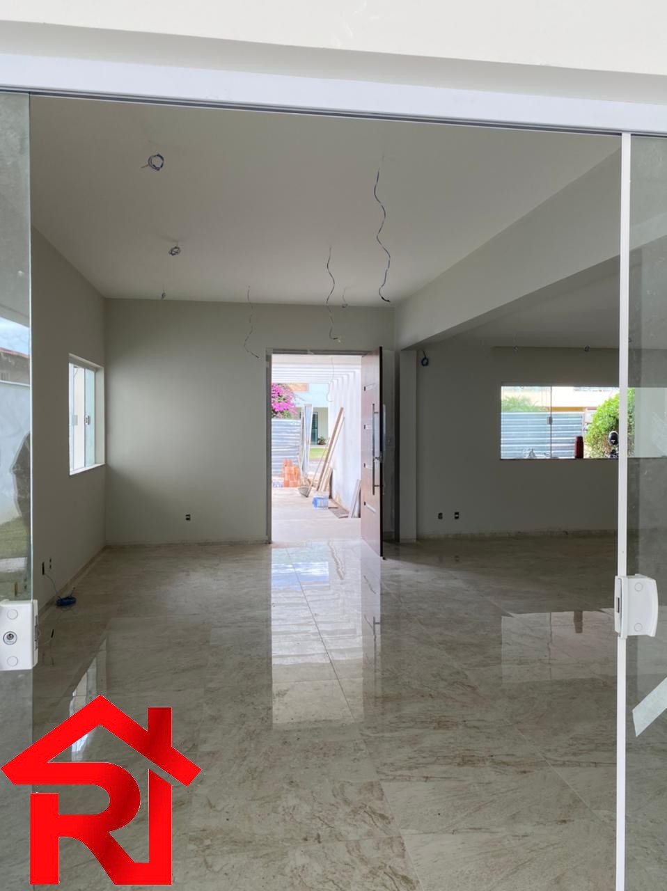 Casa à venda com 5 quartos, 394m² - Foto 2