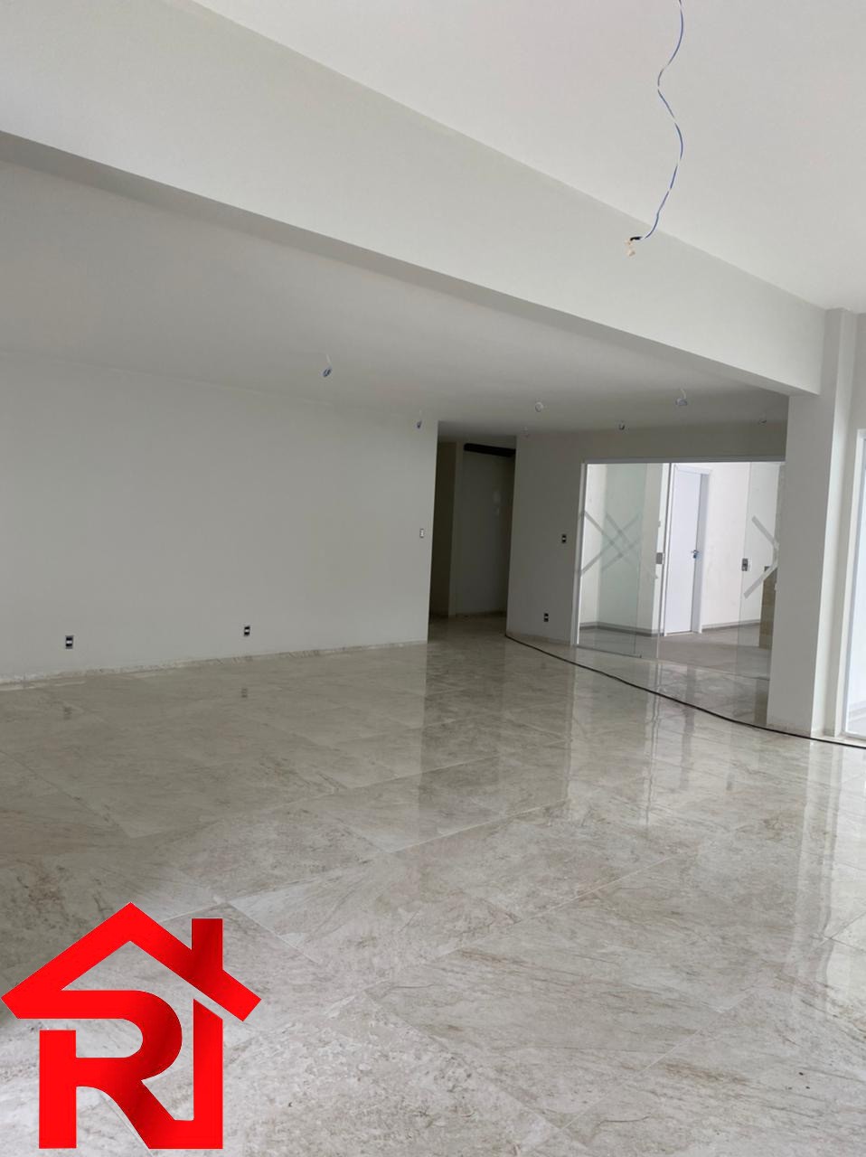 Casa à venda com 5 quartos, 394m² - Foto 7