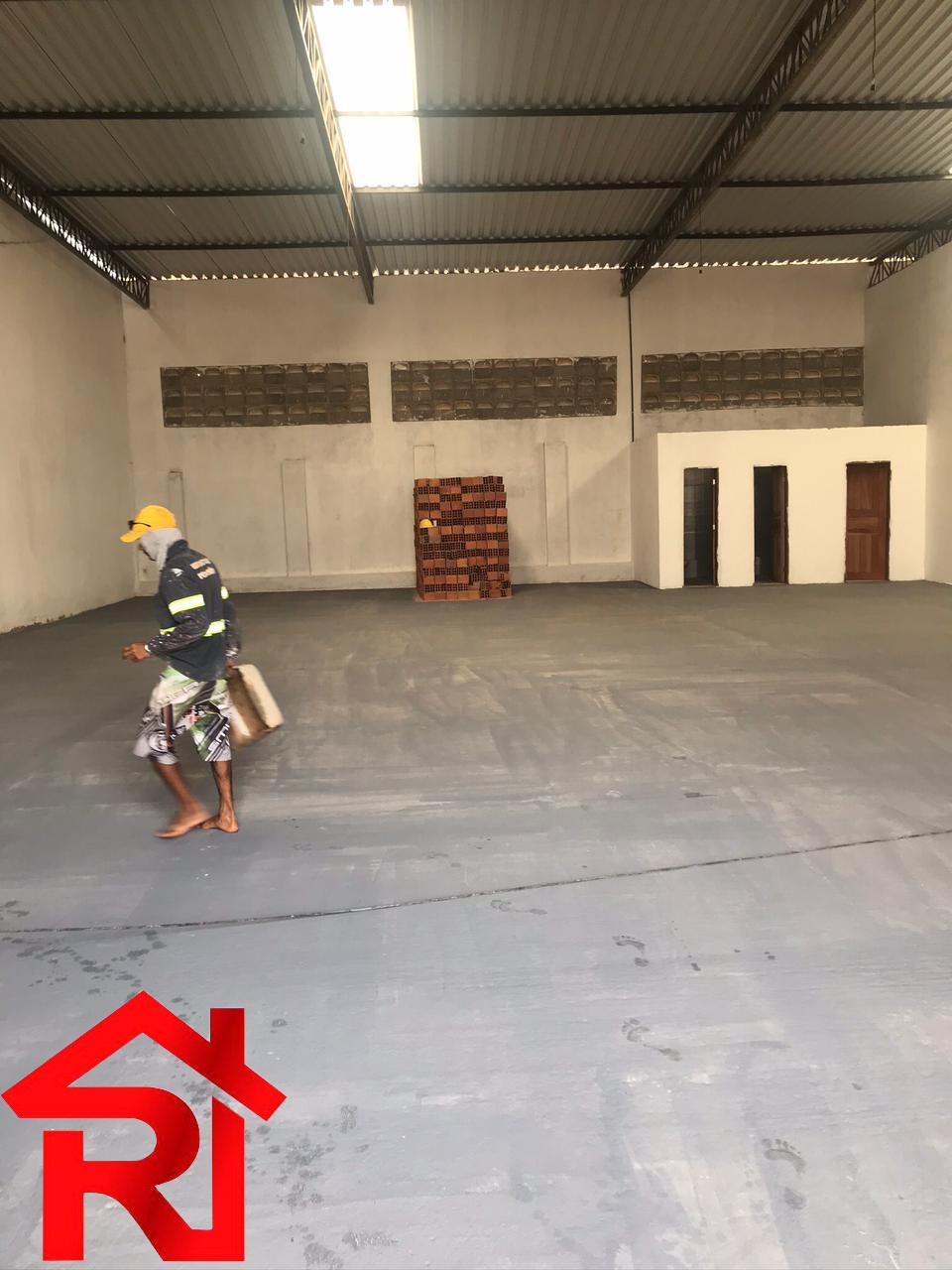 Depósito-Galpão-Armazém para alugar, 330m² - Foto 3