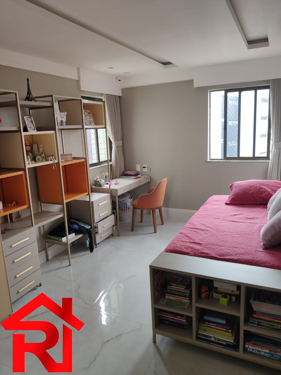 Apartamento à venda com 4 quartos, 198m² - Foto 10