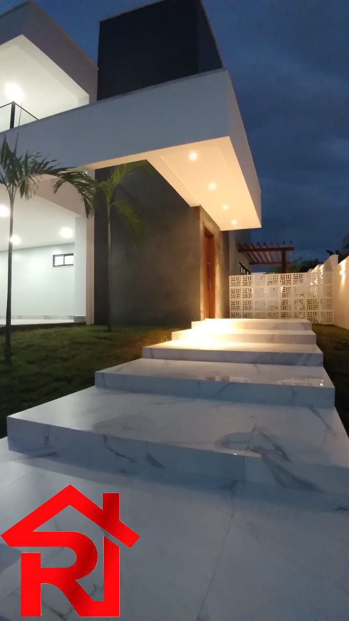 Casa à venda com 5 quartos, 462m² - Foto 1