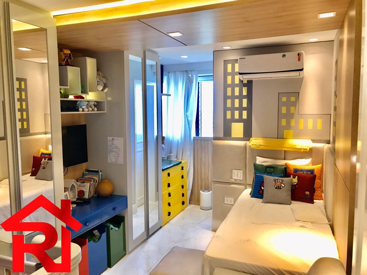 Apartamento à venda com 3 quartos, 121m² - Foto 3