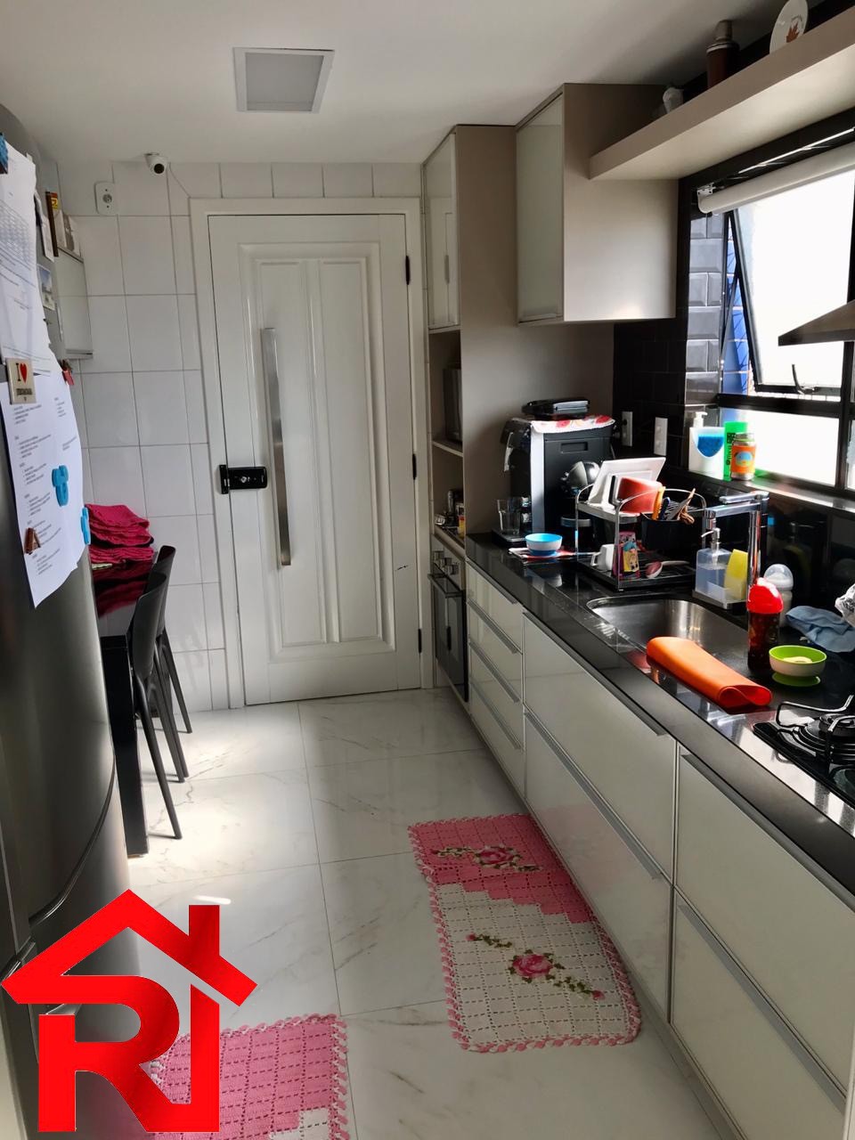 Apartamento à venda com 3 quartos, 121m² - Foto 7