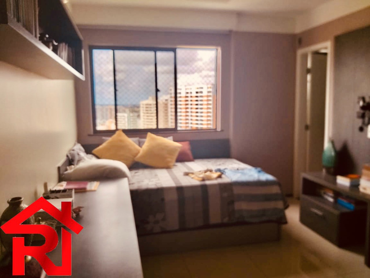 Apartamento à venda com 4 quartos, 186m² - Foto 6