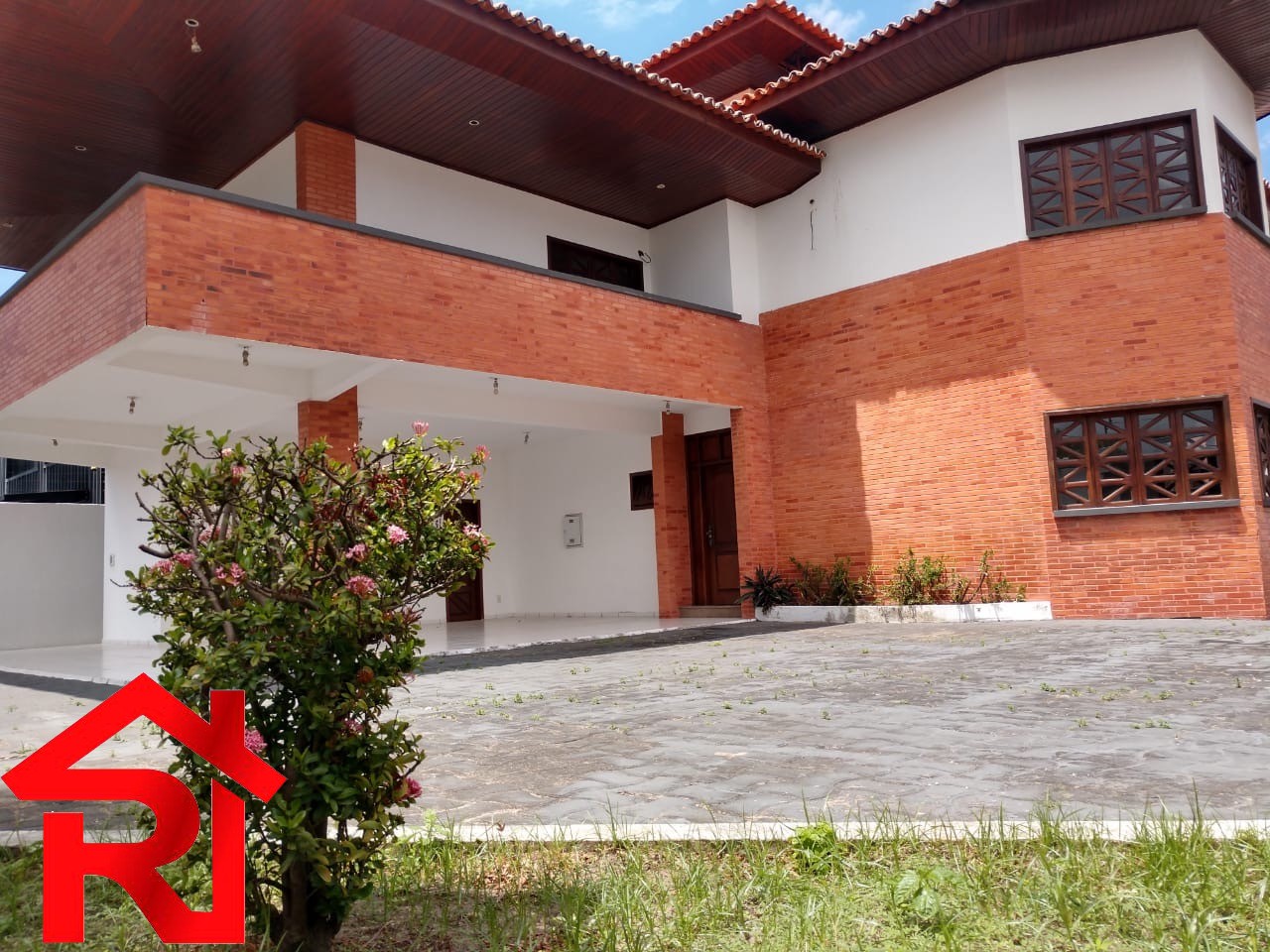 Casa para alugar com 5 quartos, 800m² - Foto 4