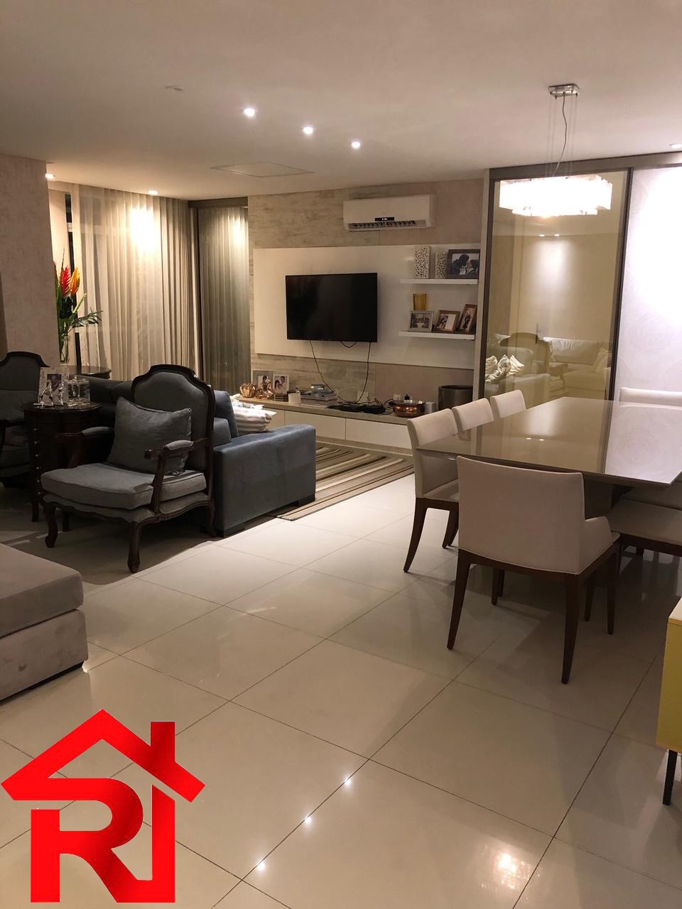 Apartamento à venda com 4 quartos, 178m² - Foto 3