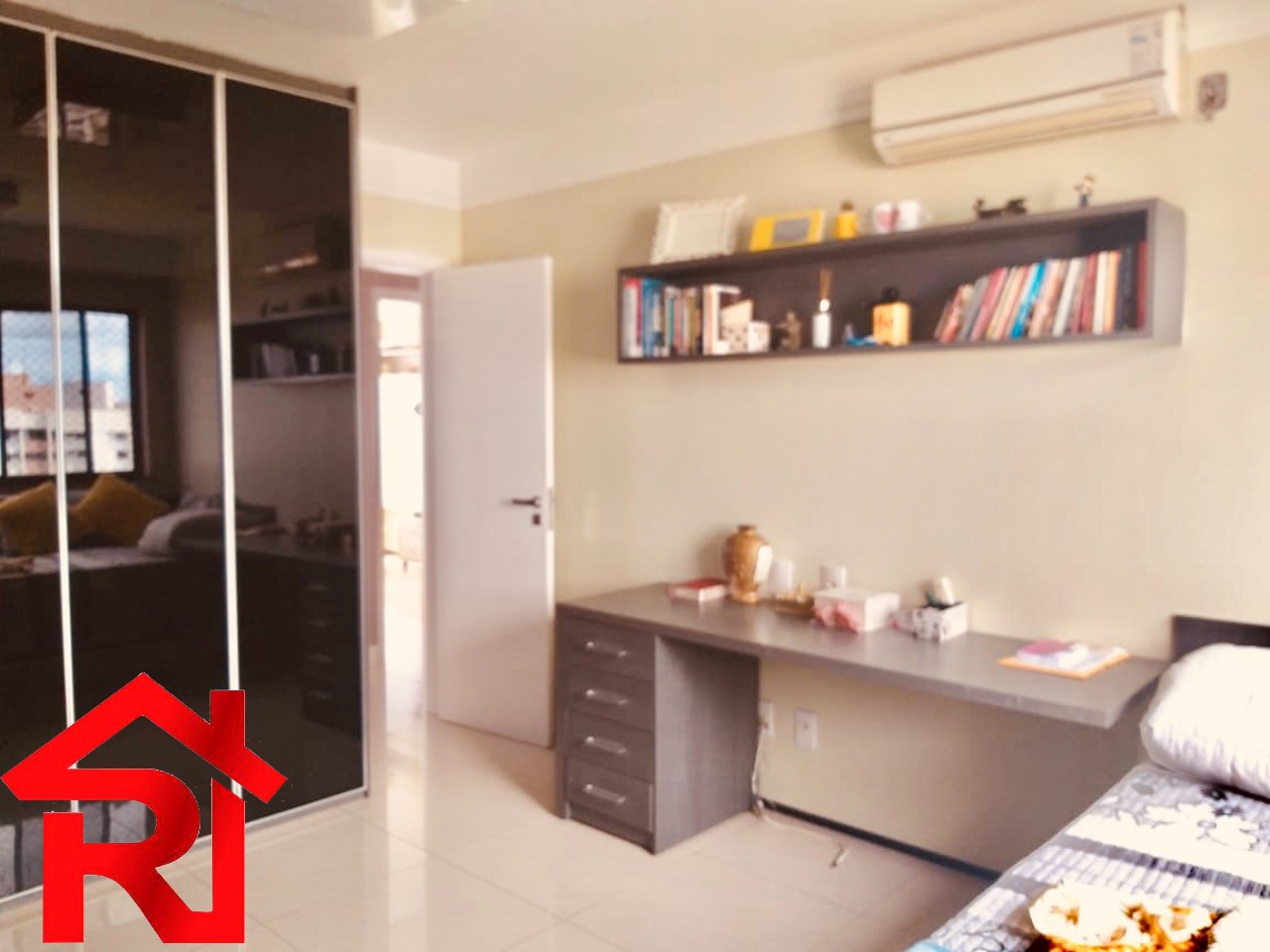 Apartamento à venda com 4 quartos, 186m² - Foto 10