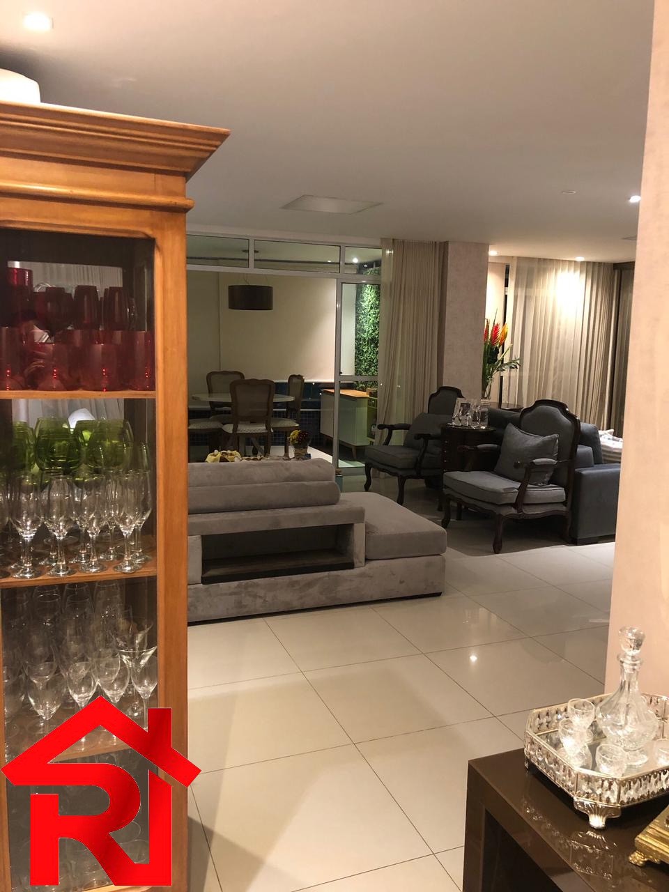 Apartamento à venda com 4 quartos, 178m² - Foto 13