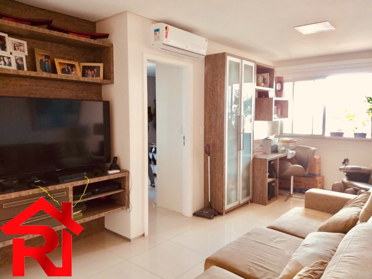 Apartamento à venda com 4 quartos, 217m² - Foto 8