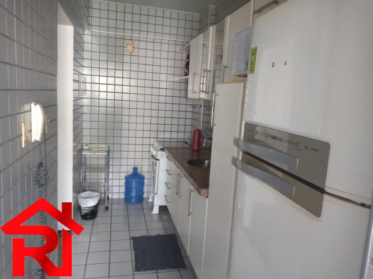 Apartamento para alugar com 2 quartos, 80m² - Foto 11