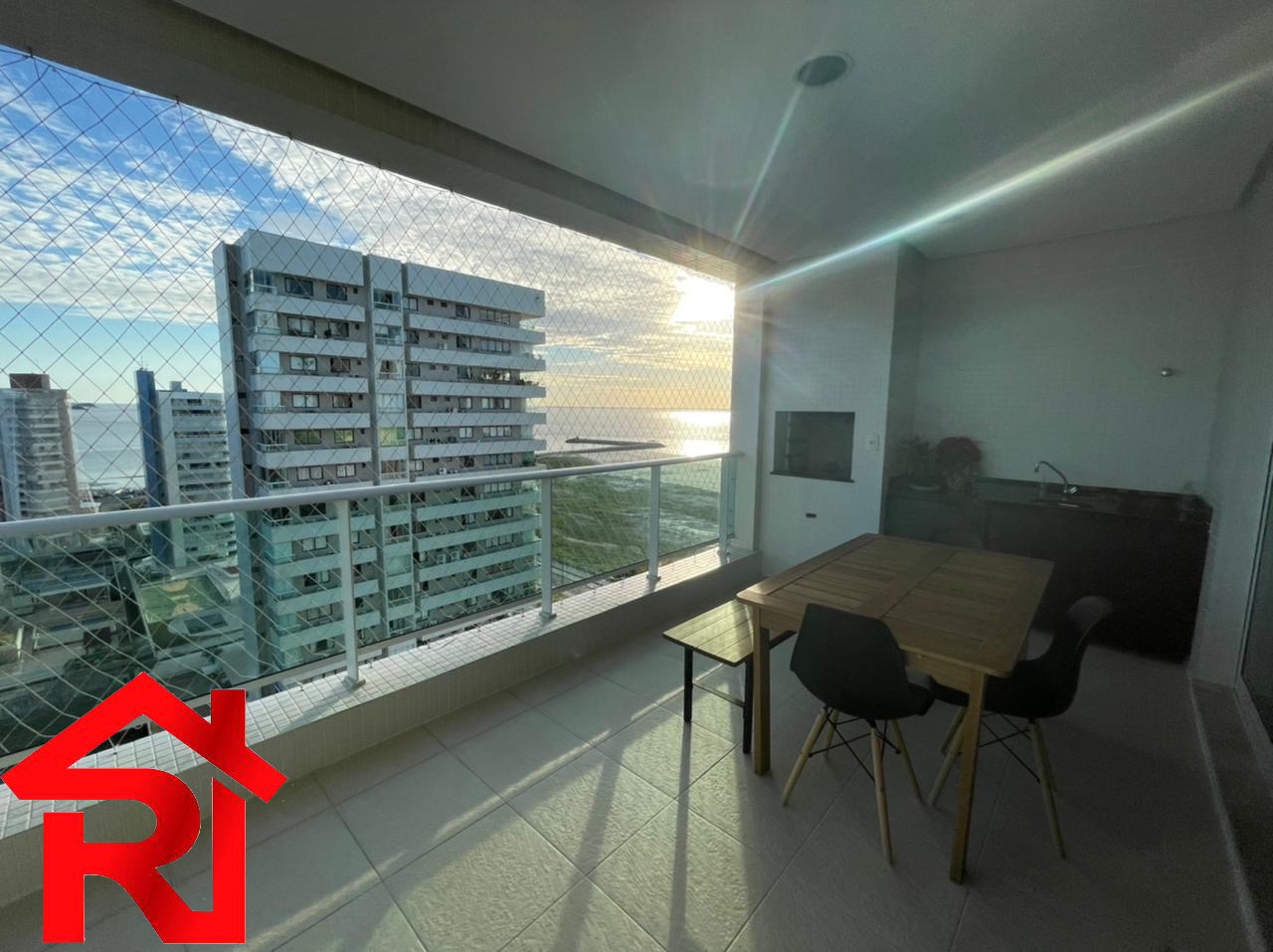 Apartamento para alugar com 4 quartos, 183m² - Foto 3