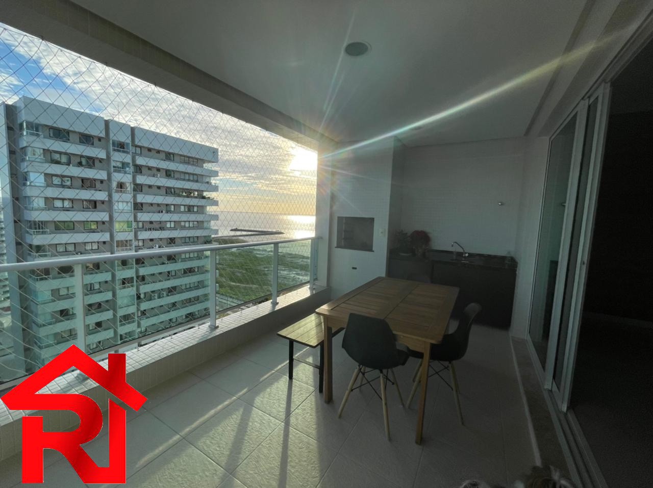 Apartamento para alugar com 4 quartos, 183m² - Foto 4