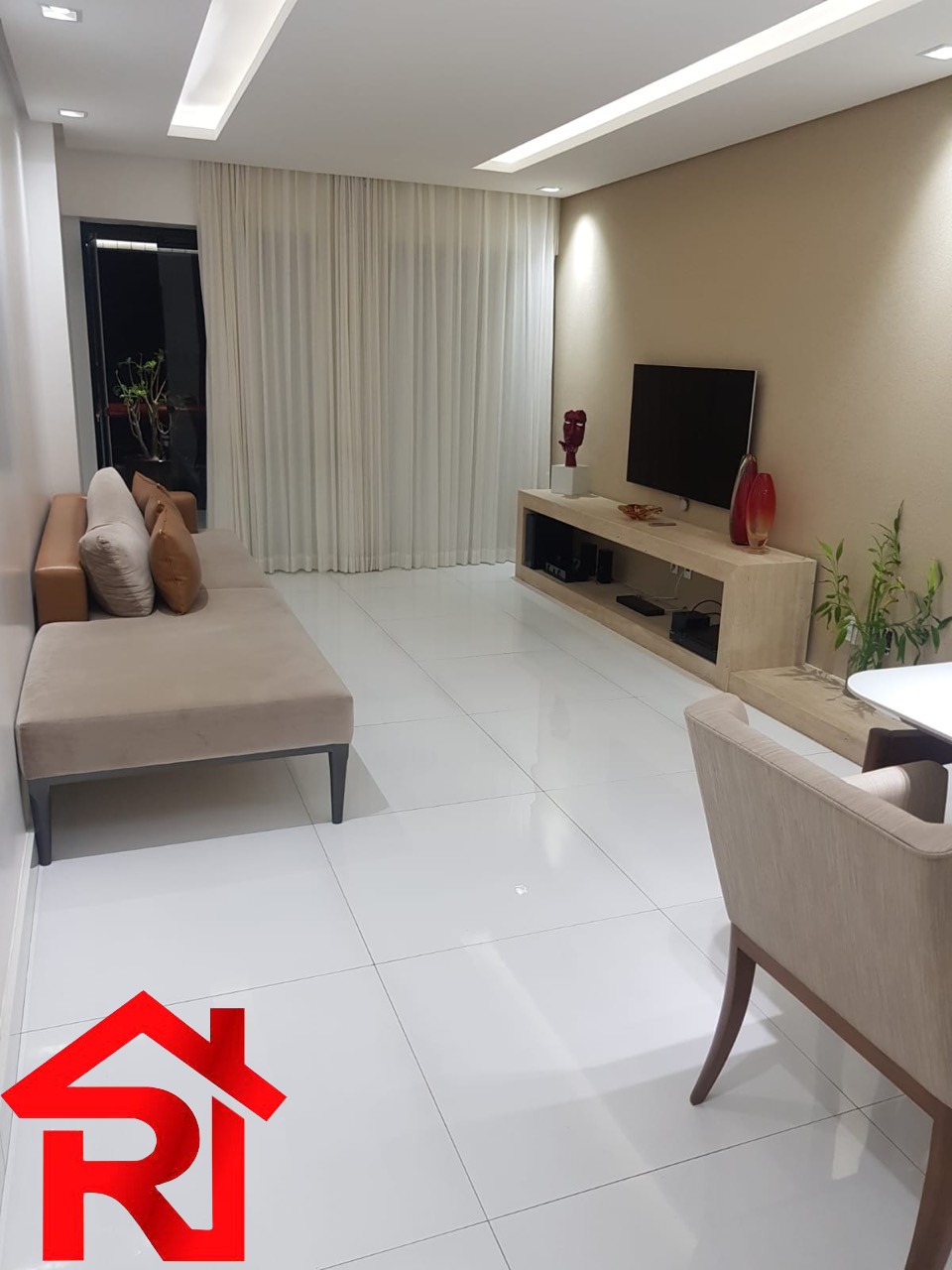 Apartamento à venda com 3 quartos, 134m² - Foto 5