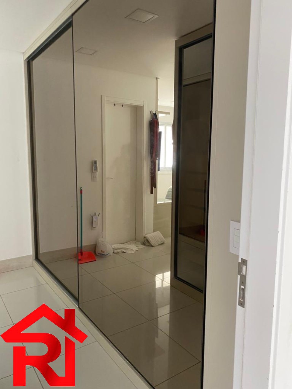 Apartamento à venda com 3 quartos, 187m² - Foto 19